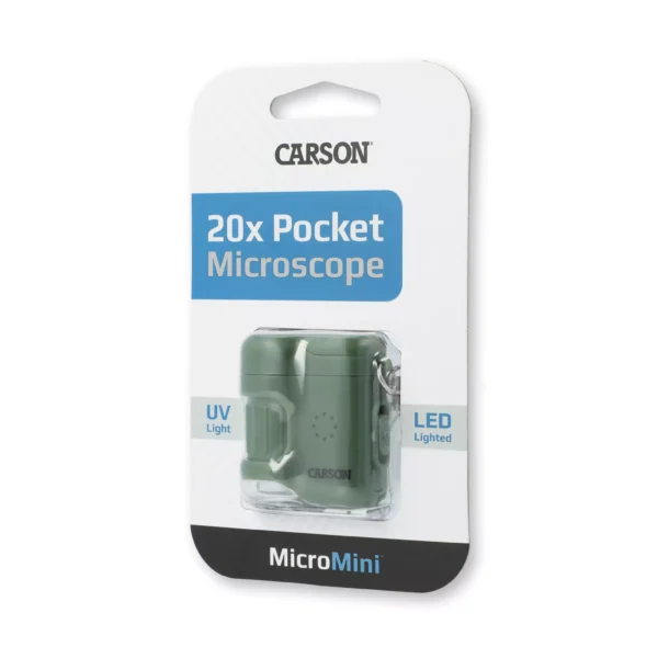El Microscopio de bolsillo Carson MM-280G Serie MicroMini™ 20x, color verde, viene en blíster transparente con etiquetas que destacan su luz UV y linterna LED.